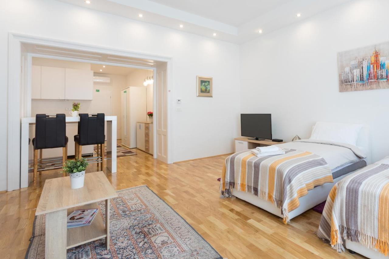 City Center Apartments Загреб Экстерьер фото
