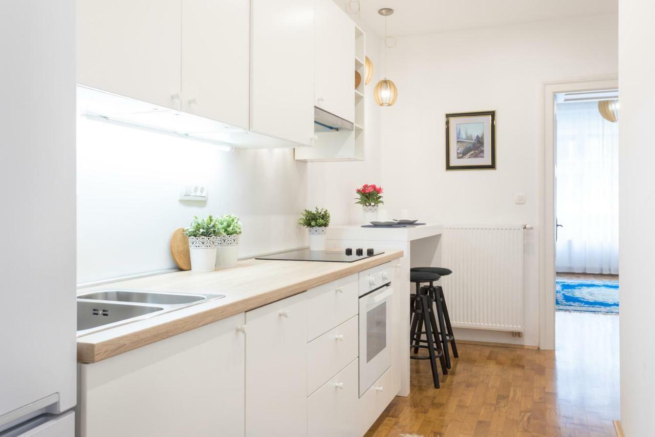 City Center Apartments Загреб Экстерьер фото